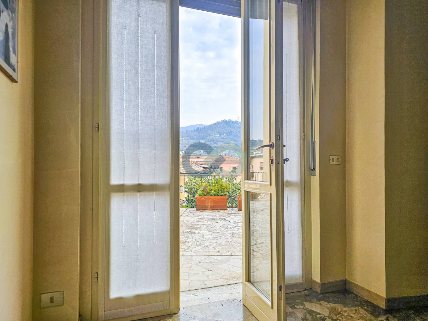 QUADRILOCALE IN CENTRO 7