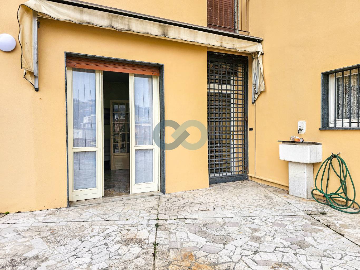 QUADRILOCALE IN CENTRO 12