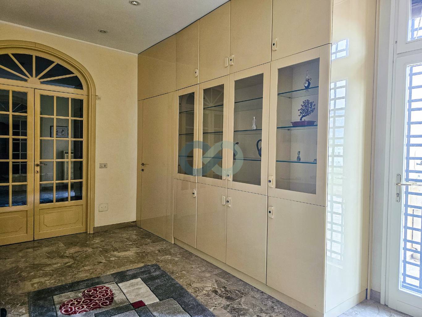 QUADRILOCALE IN CENTRO 13