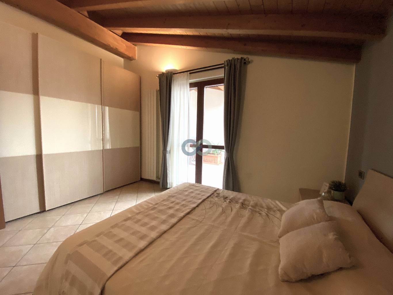 TRILOCALE CON TERRAZZO 11