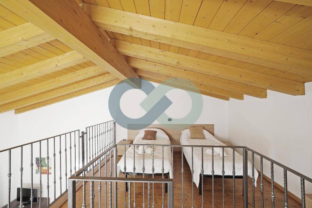 TRILOCALE ARREDATO 18