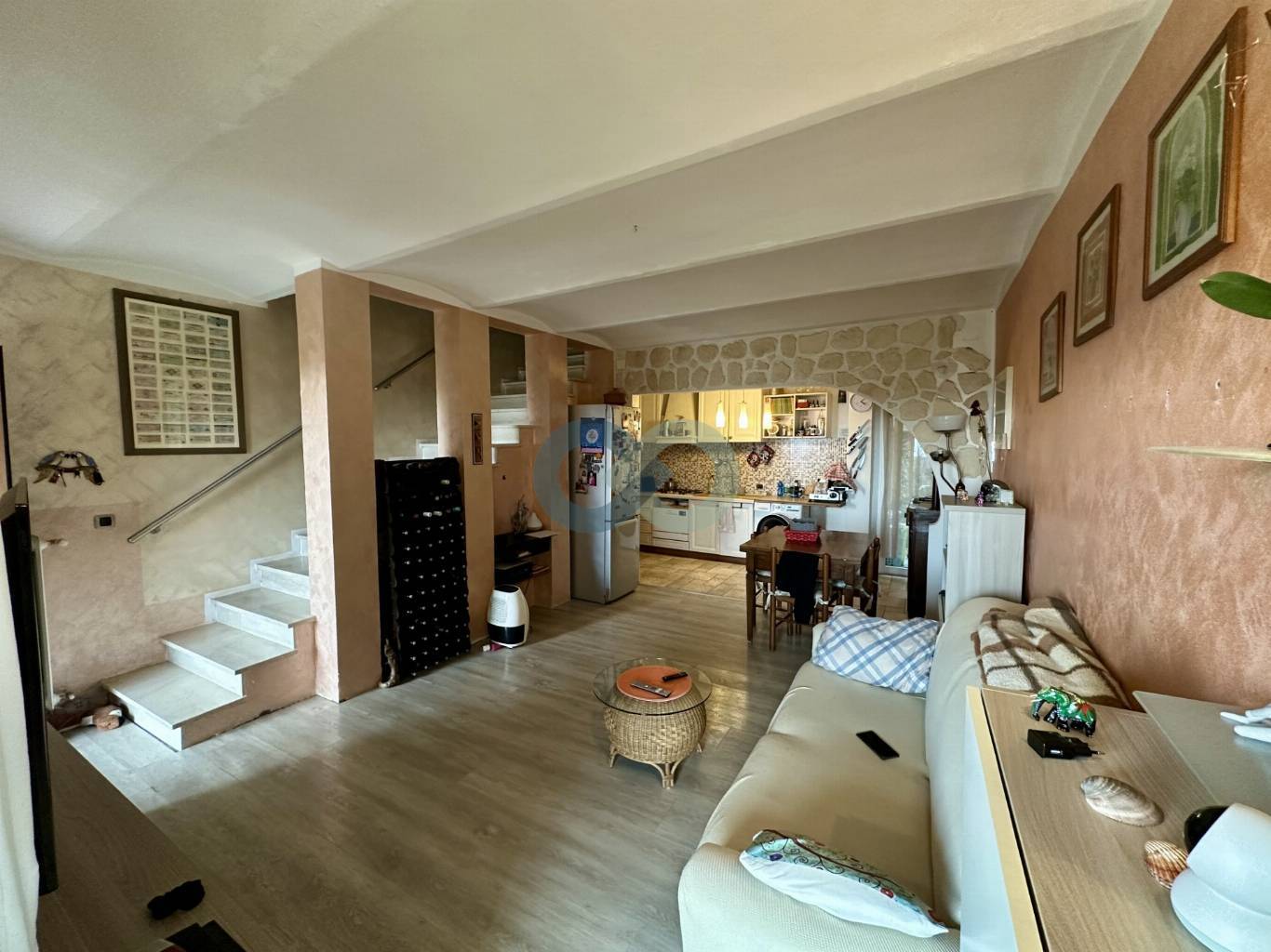 Trilocale con vista lago 9