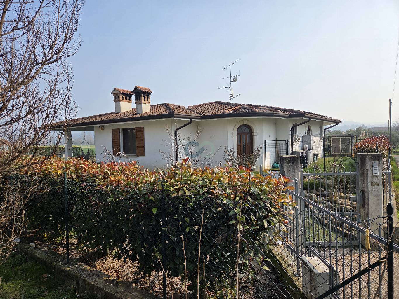 Villa singola su piano unico su lotto di circa 1000 mq 3