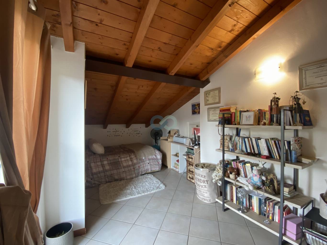 APPARTAMENTO ULTIMO PIANO 15