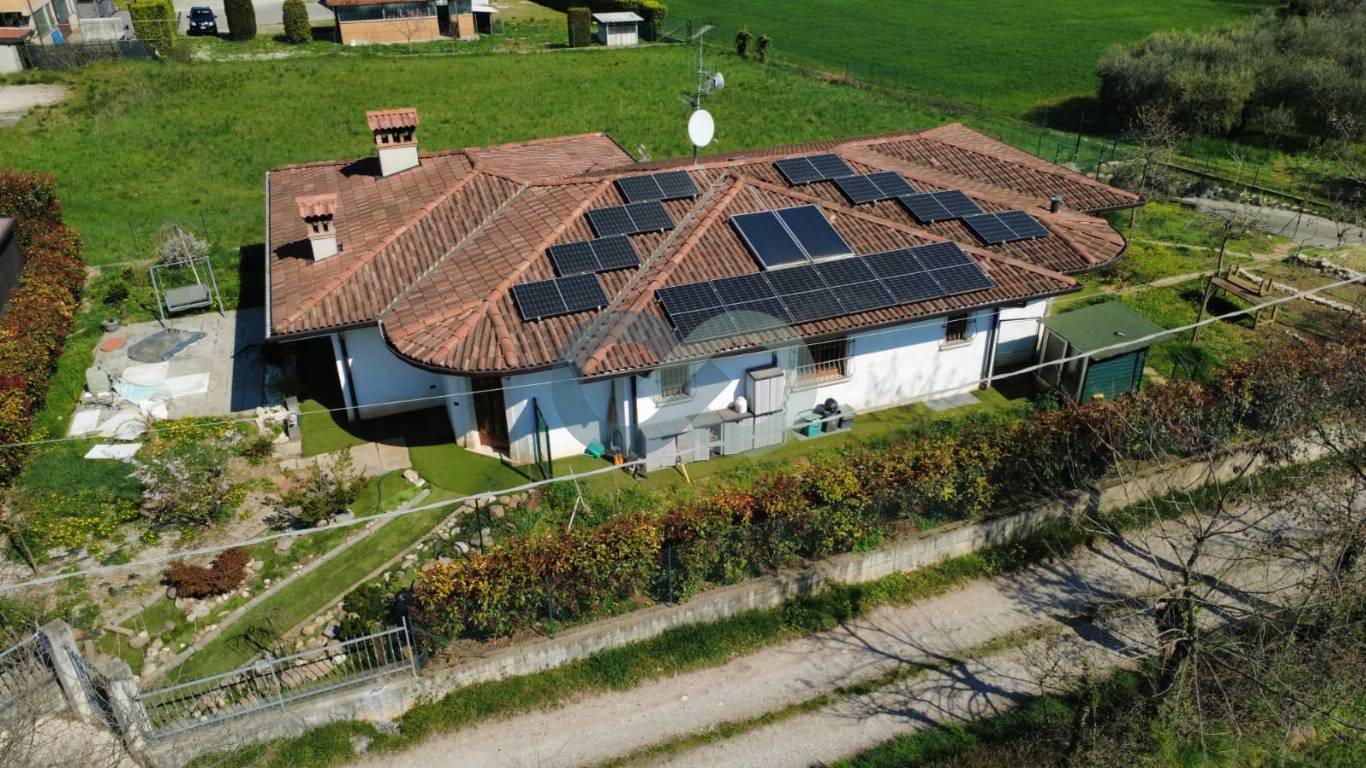 Villa singola su piano unico su lotto di circa 1000 mq 9