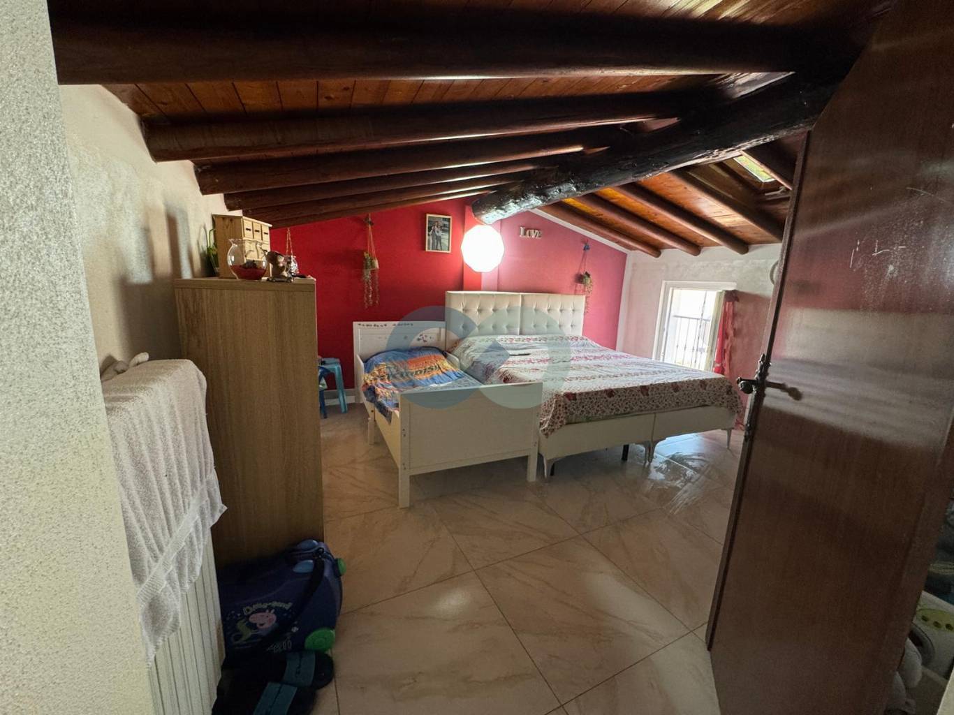 TRILOCALE SU TRE PIANI IN CORTE 9