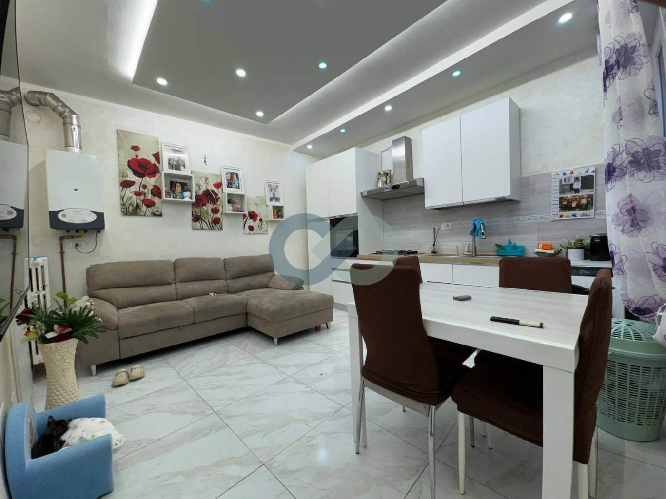 TRILOCALE SU TRE PIANI IN CORTE 1