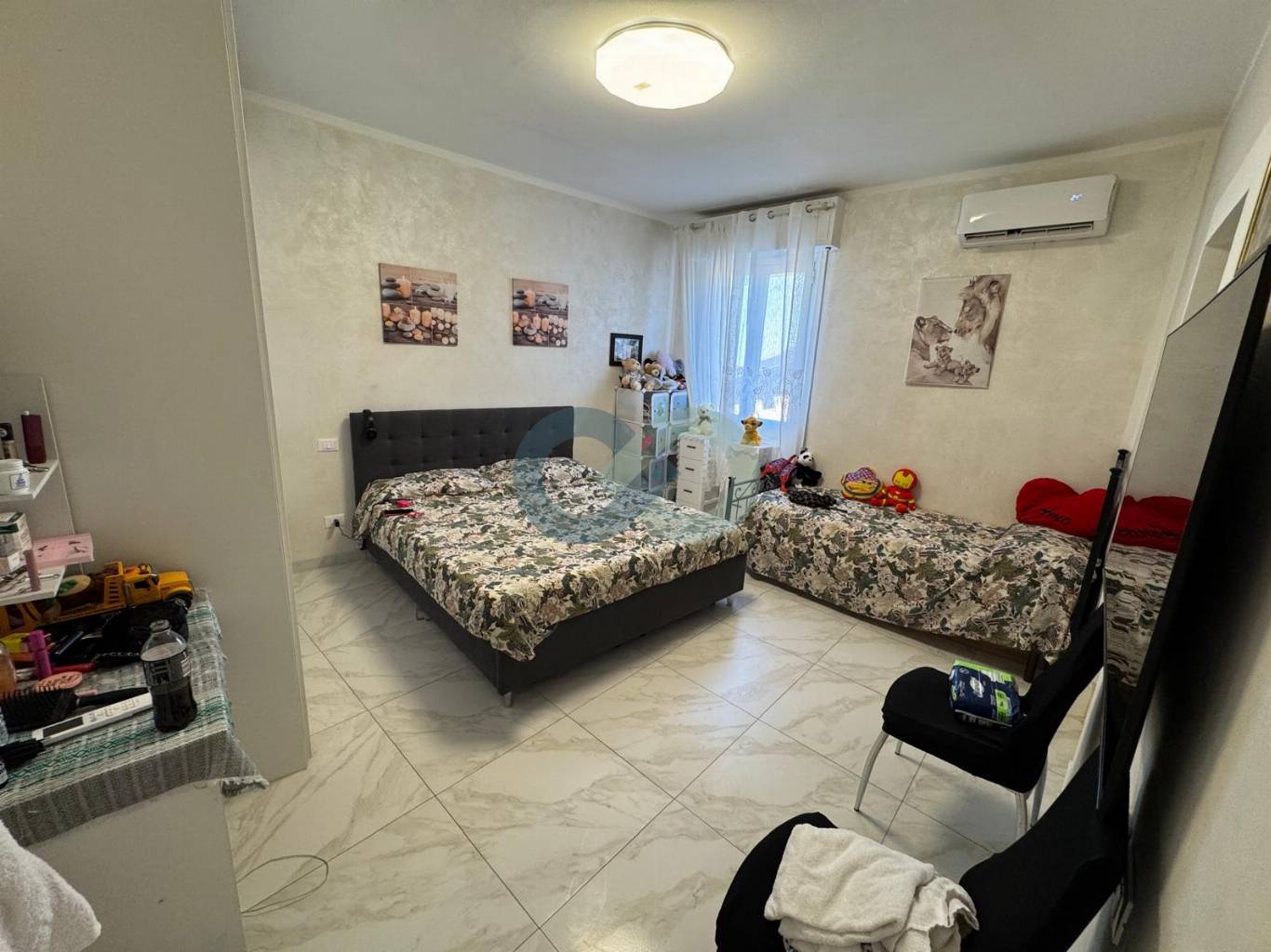 TRILOCALE SU TRE PIANI IN CORTE 5