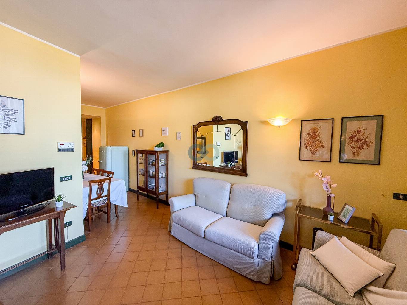 APPARTAMENTO VISTA LAGO CON PISCINA 9