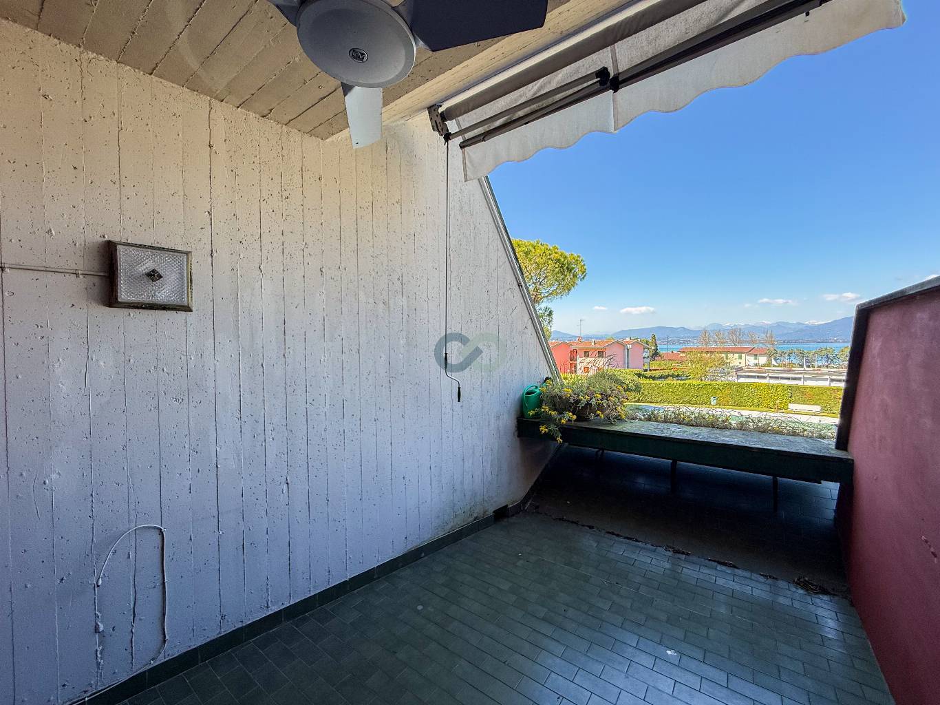 APPARTAMENTO VISTA LAGO CON PISCINA 22