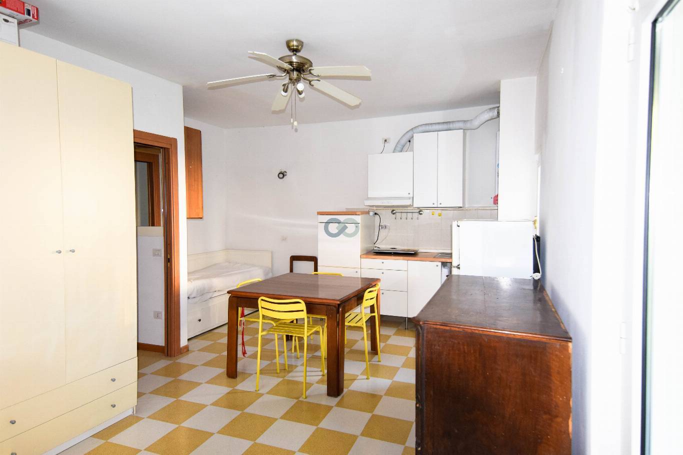 MONOLOCALE ARREDATO PIANO TERRA 1