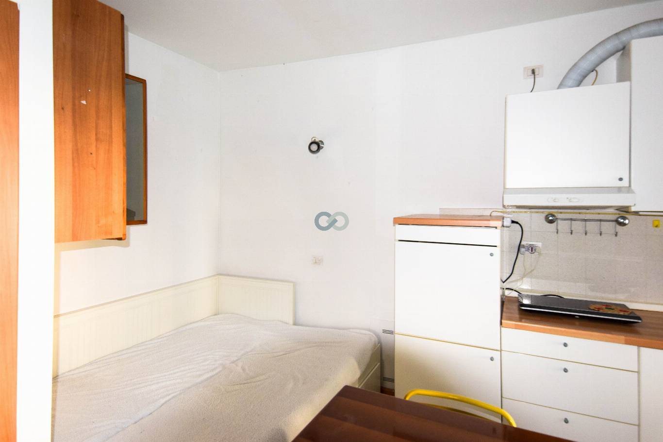 MONOLOCALE ARREDATO PIANO TERRA 5