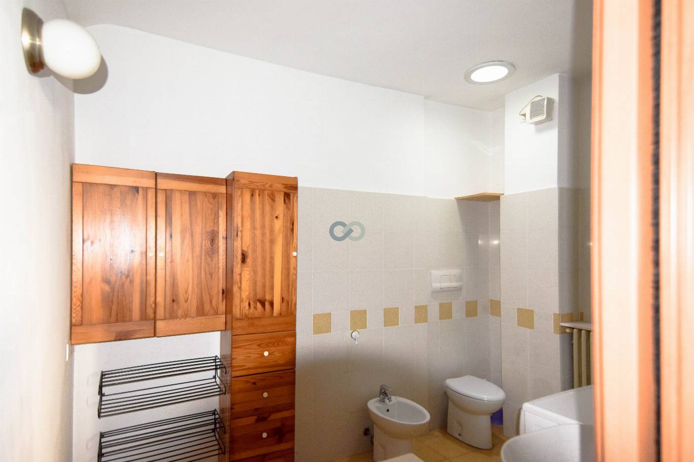 MONOLOCALE ARREDATO PIANO TERRA 14