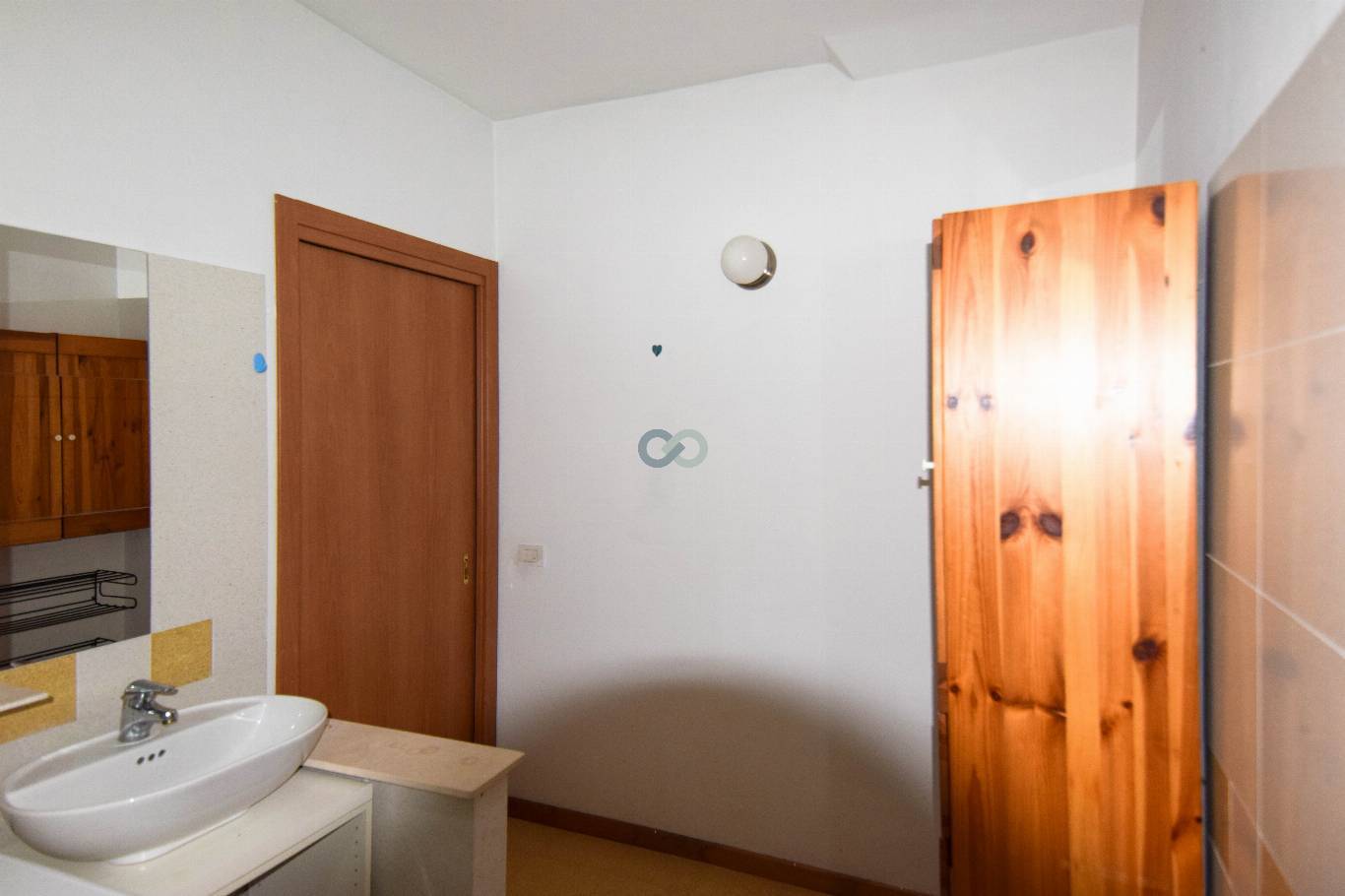 MONOLOCALE ARREDATO PIANO TERRA 18