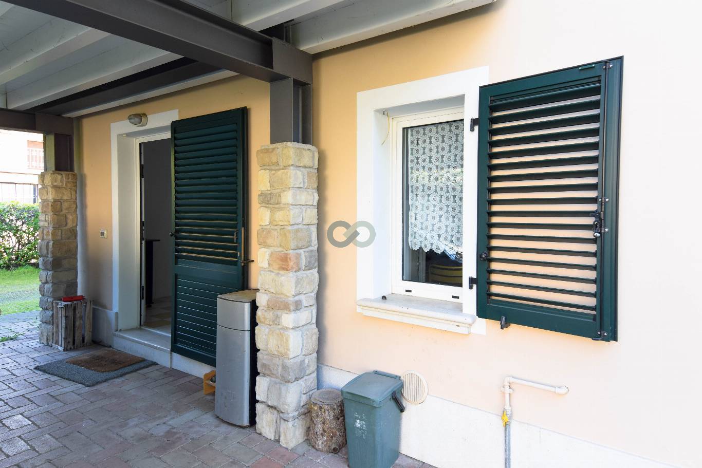 MONOLOCALE ARREDATO PIANO TERRA 19