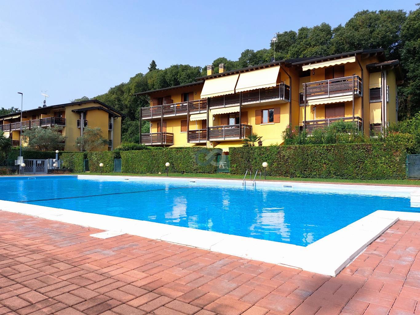 AFFITTO ESTIVO BILOCALE CON PISCINA 1