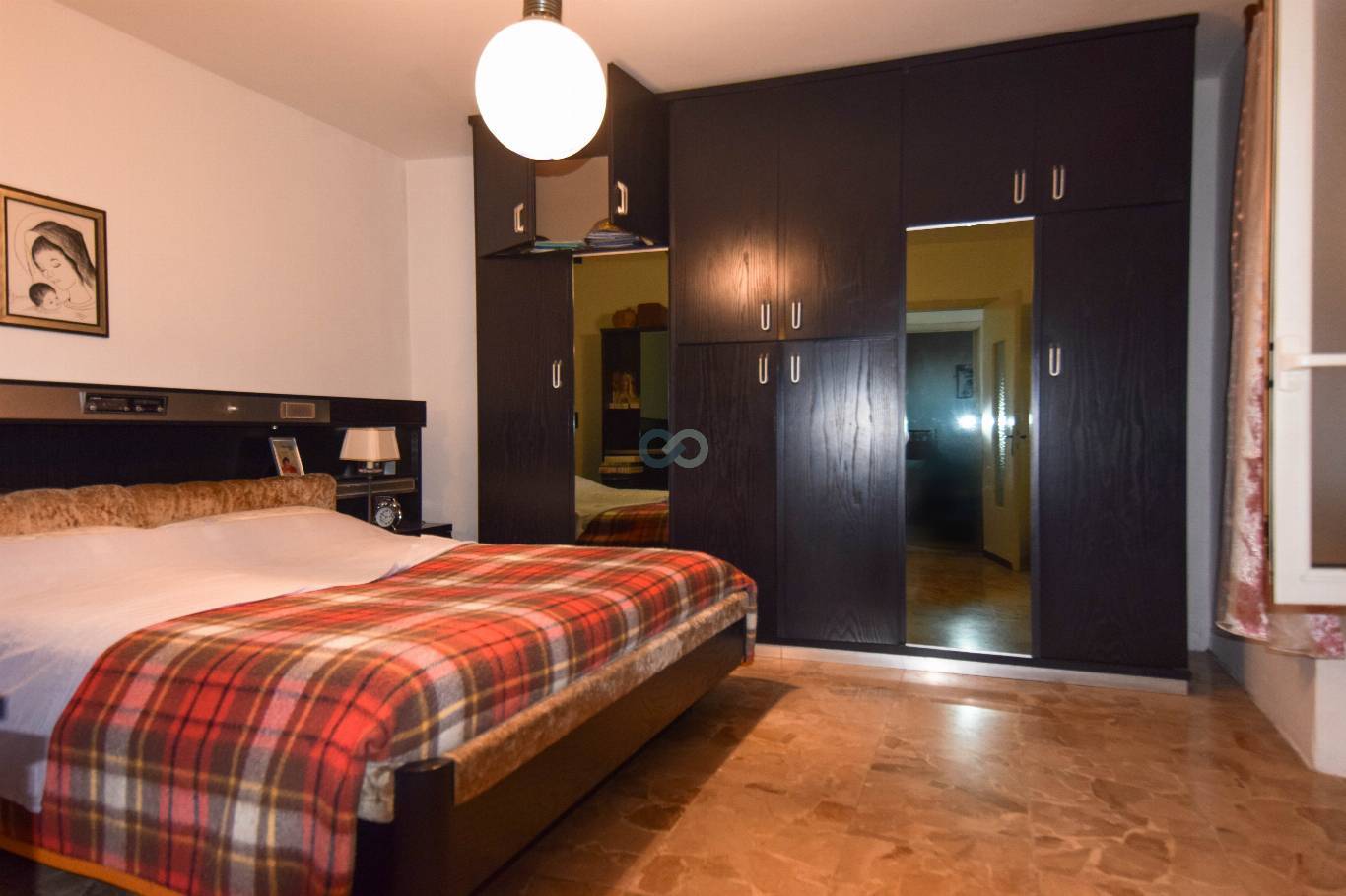 TRILOCALE CON POSTO AUTO COPERTO 25