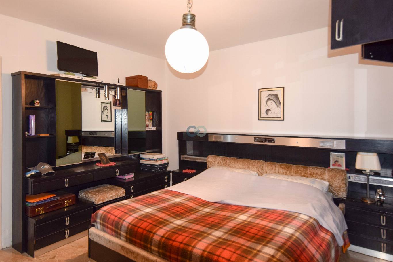 TRILOCALE CON POSTO AUTO COPERTO 27