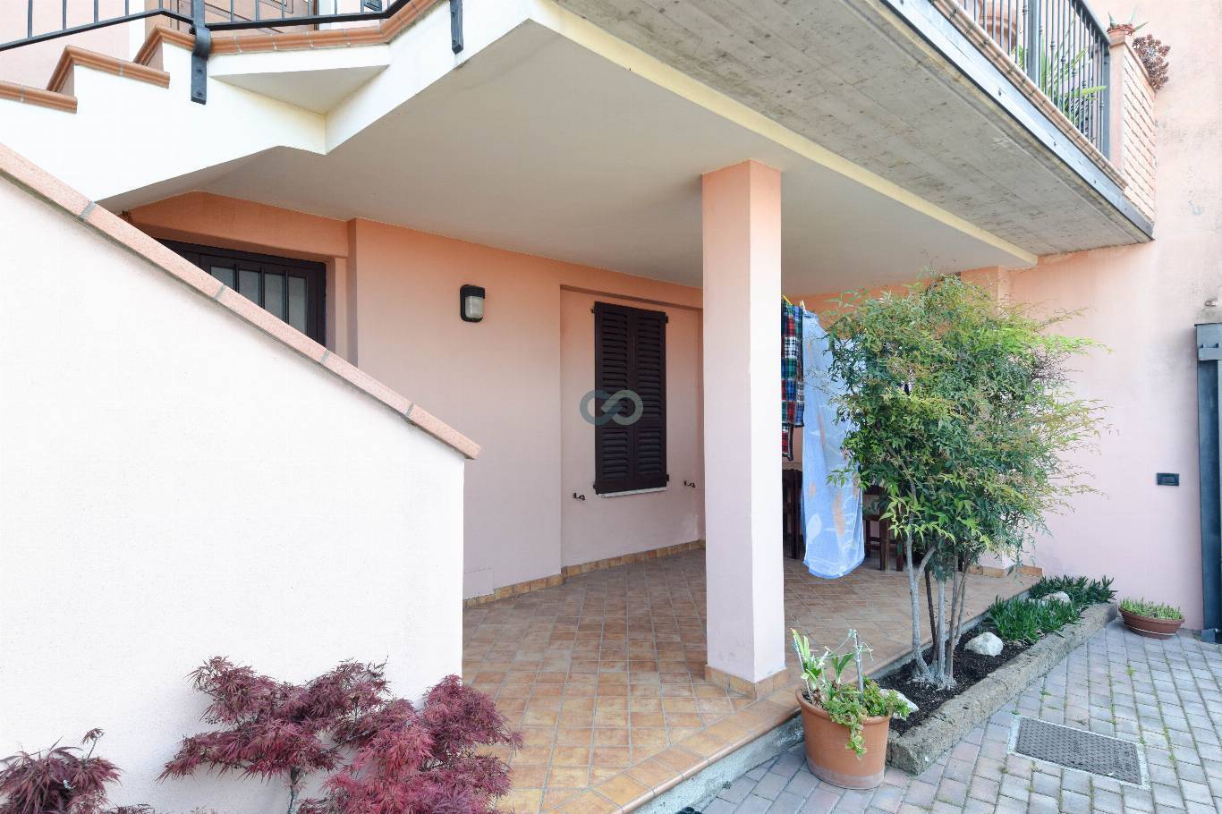 TRILOCALE CON POSTO AUTO COPERTO 37