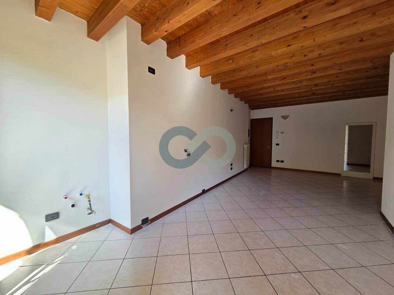 Bilocale con balcone 2