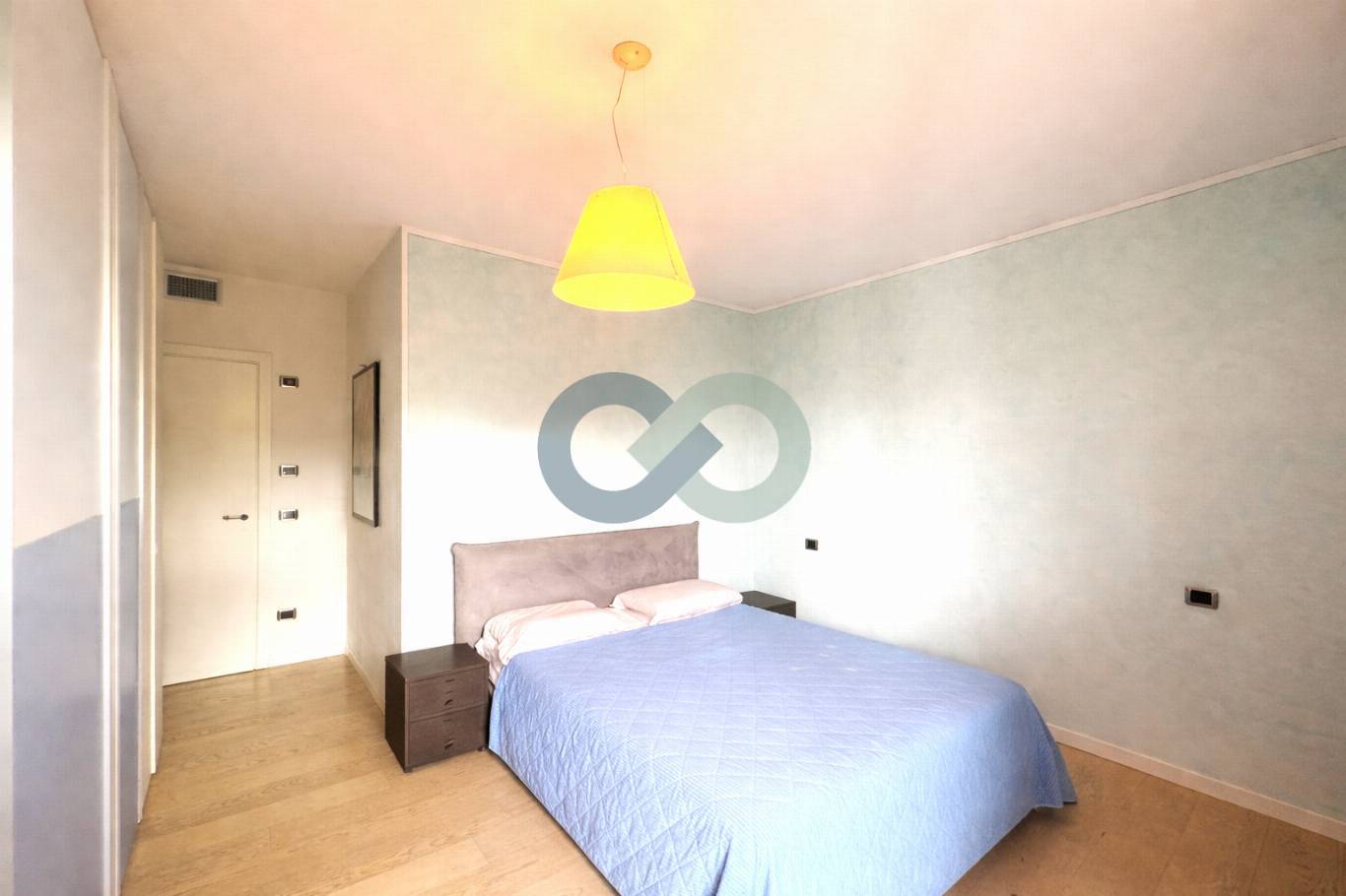 IN OTTIMA ZONA TRANQUILLA PROPONIAMO LUMINOSO APPARTAMENTO DI 150 MQ SU UNICO PIANO TERRA CON INTERRATO 21