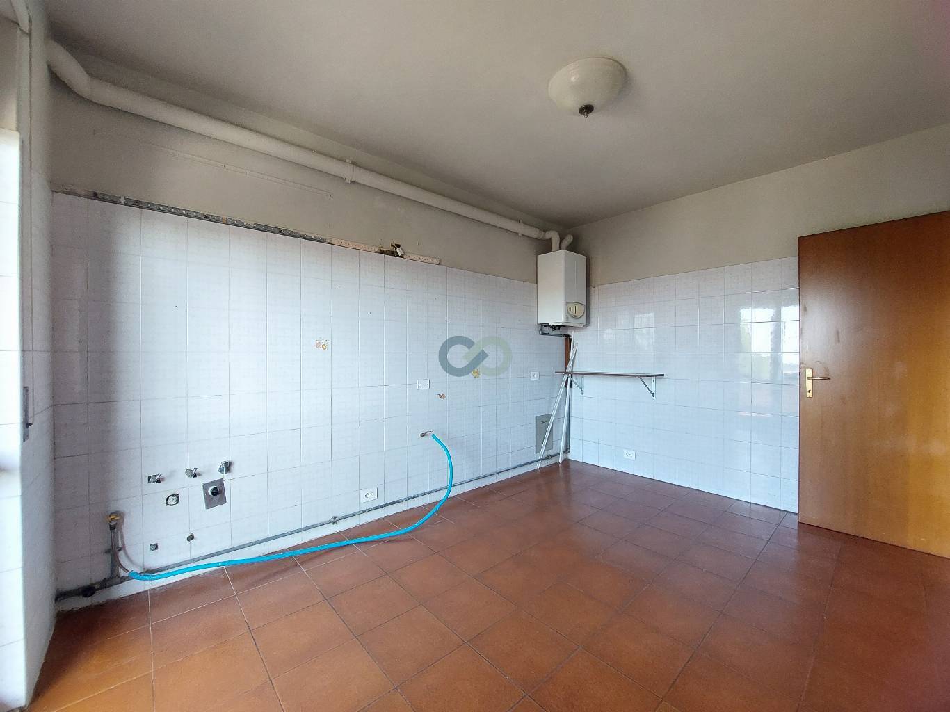 TRILOCALE CON BOX 13