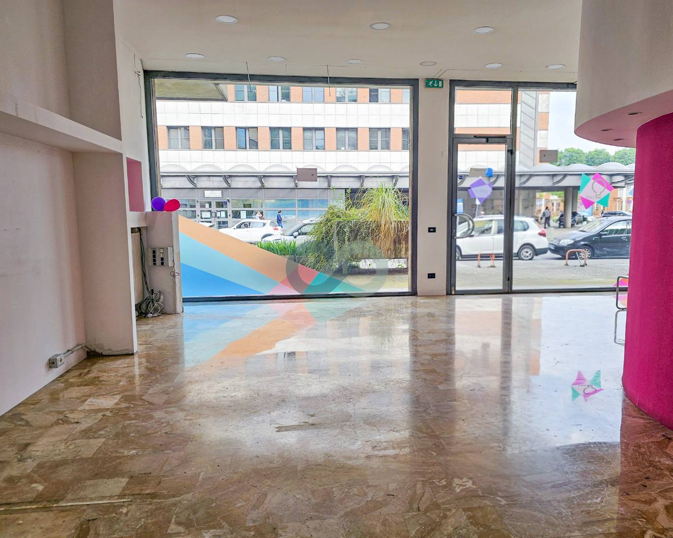 LOCALE COMMERCIALE 1