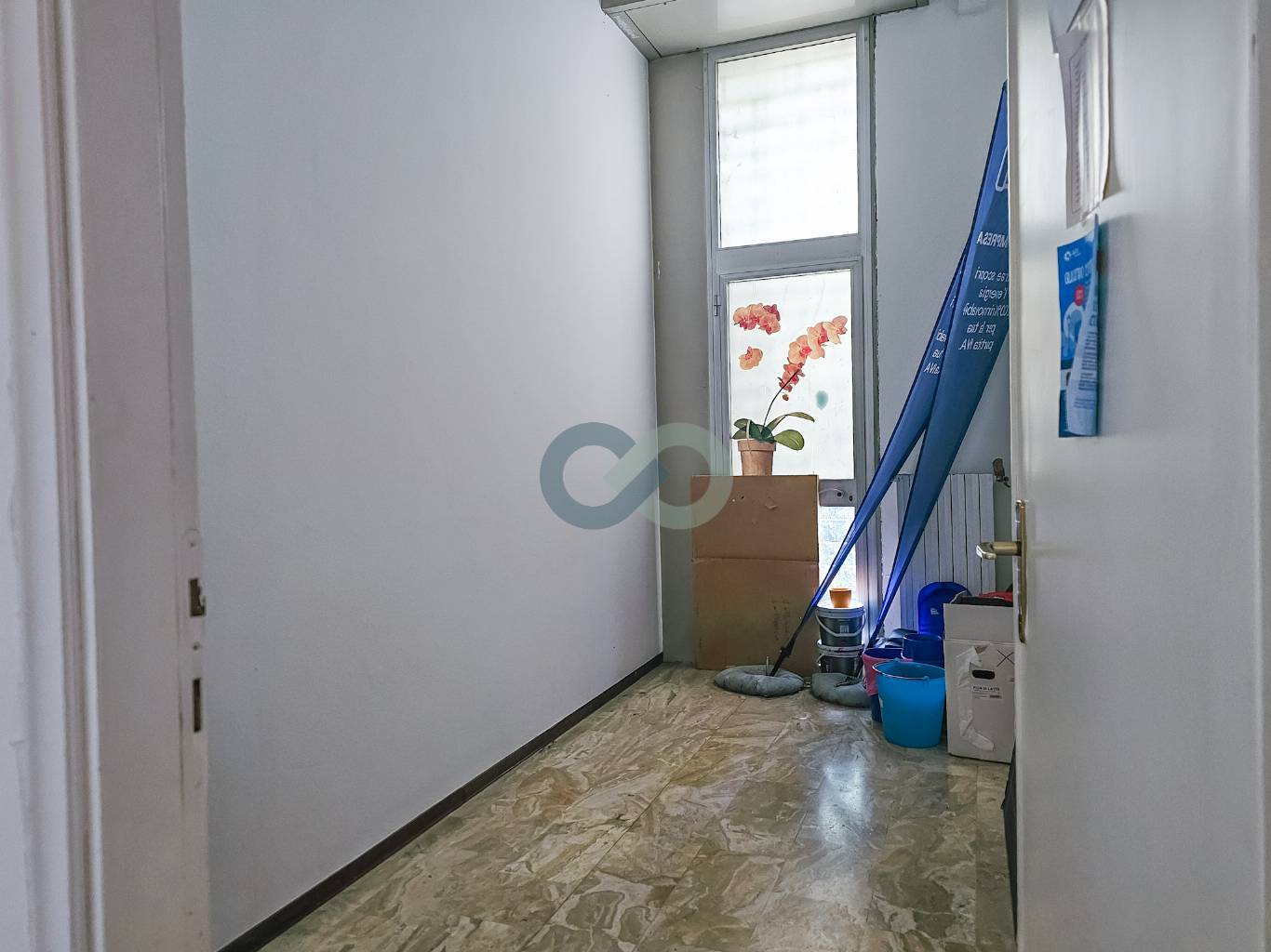 LOCALE COMMERCIALE 8