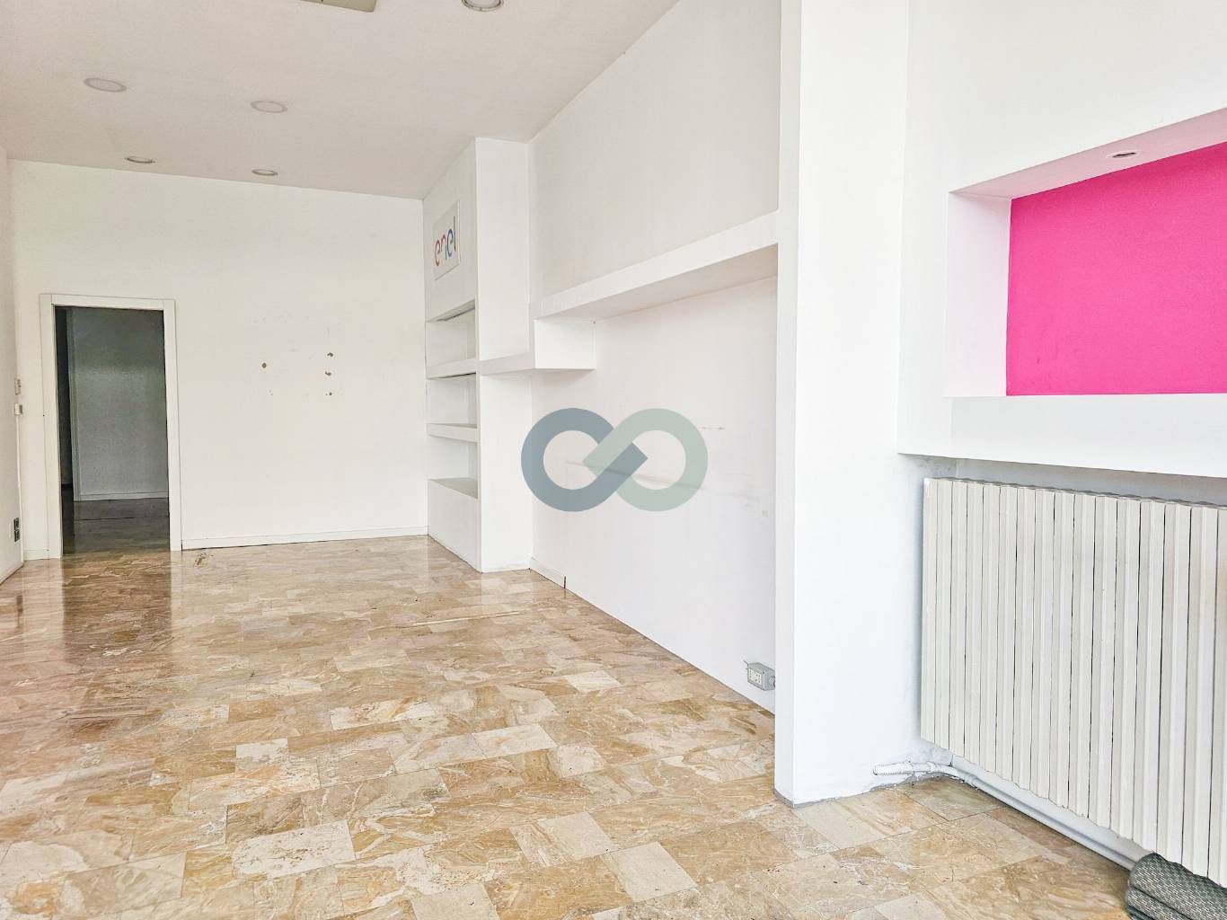 LOCALE COMMERCIALE 12