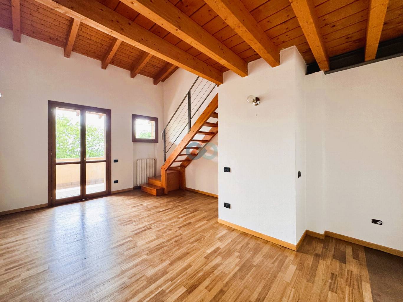 BILOCALE CON SOPPALCO 5