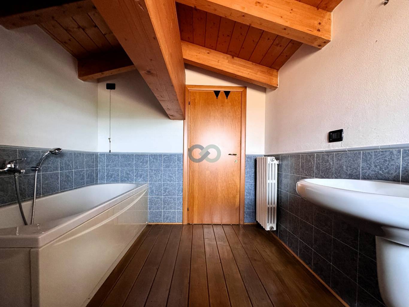 BILOCALE CON SOPPALCO 19