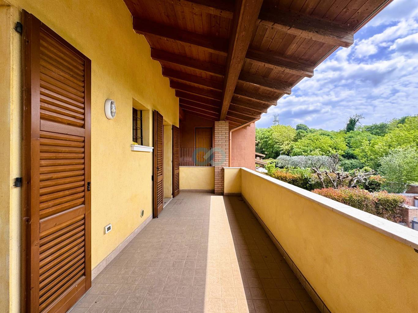 BILOCALE CON SOPPALCO 22