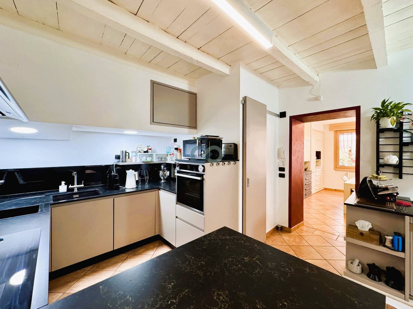 VILLA INDIPENDENTE 8