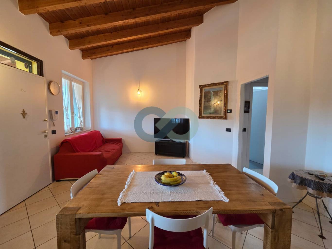 Trilocale con loggia e box doppio 17