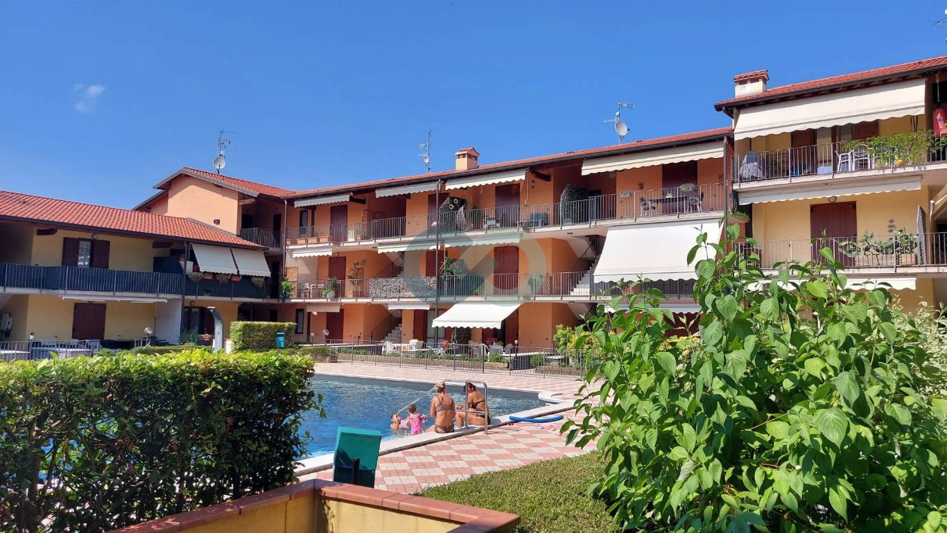 RESIDENCE CON PISCINA 16