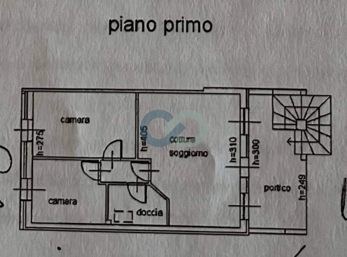 Trilocale con loggia e box doppio 1