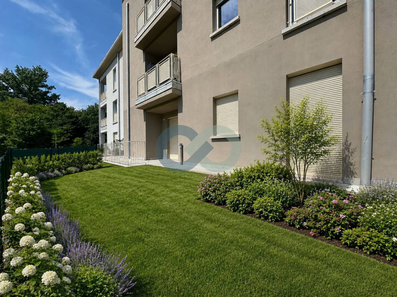 Appartamento con  giardino 1
