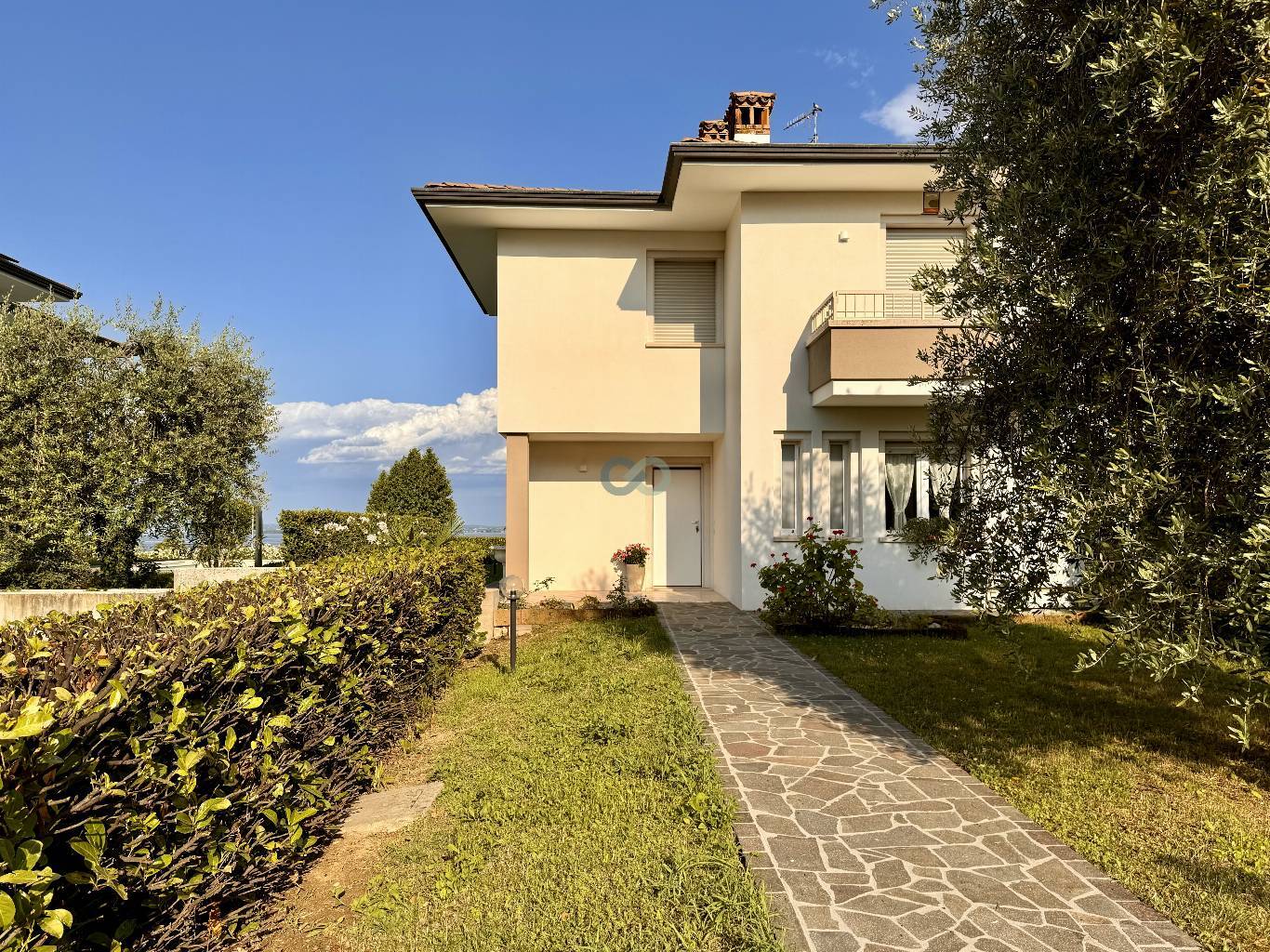 BIFAMILIARE VISTA LAGO 2