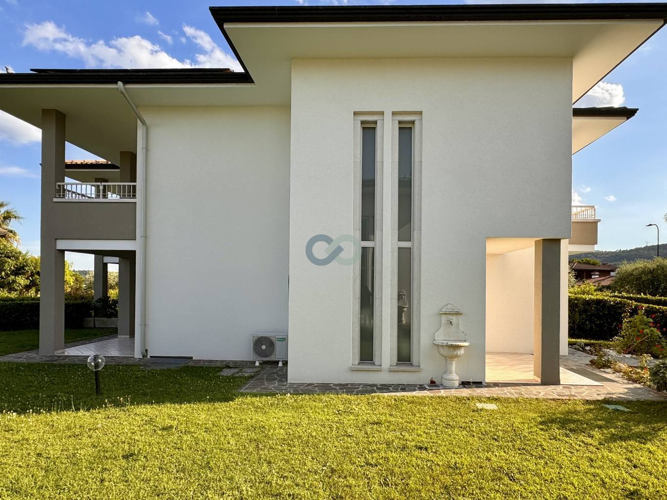 BIFAMILIARE VISTA LAGO 6