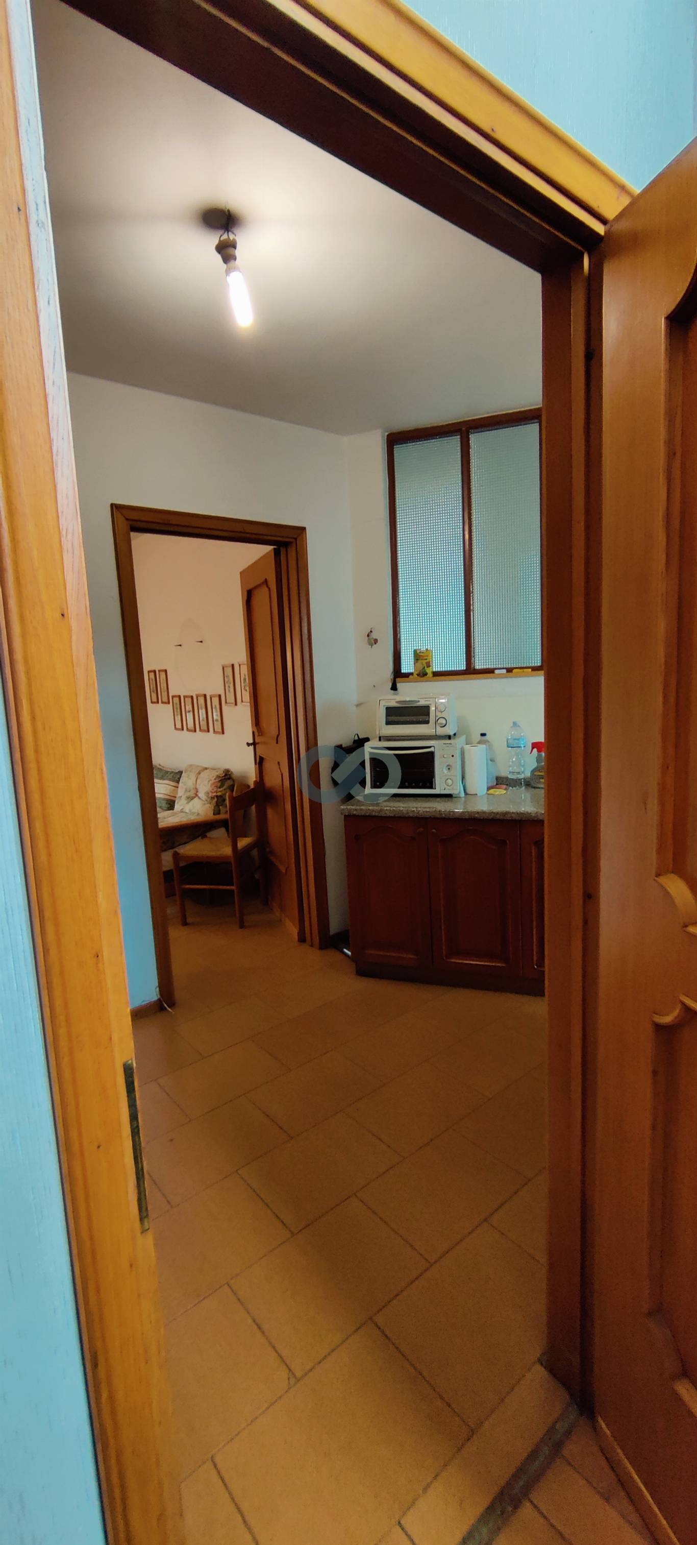 VILLA CON GIARDINO E 2 BOX AUTO 6