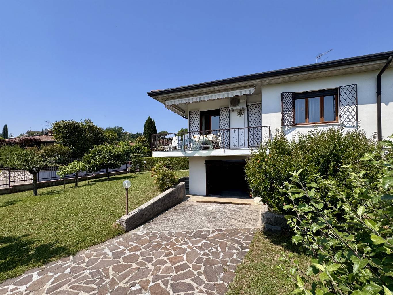 CASA INDIPENDENTE 1