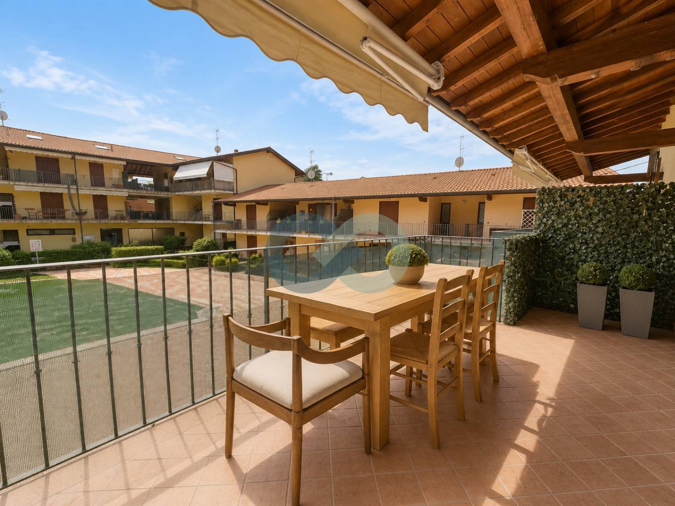 TRILO IN RESIDENCE CON PISCINA 1
