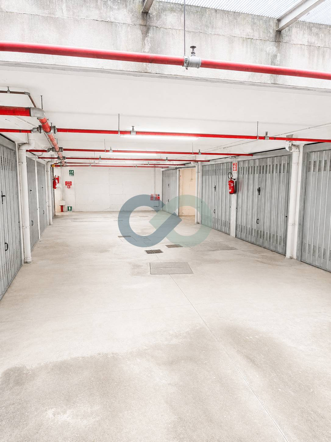 GARAGE 6