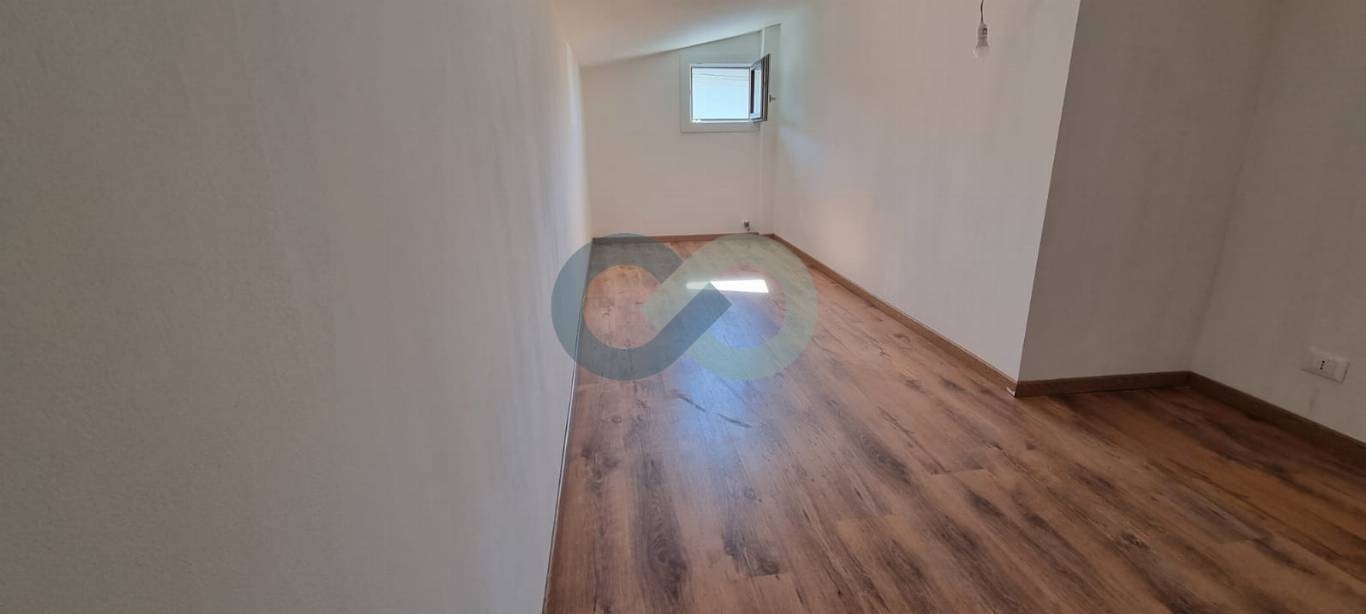 Bifamiliare con cortile privato 8