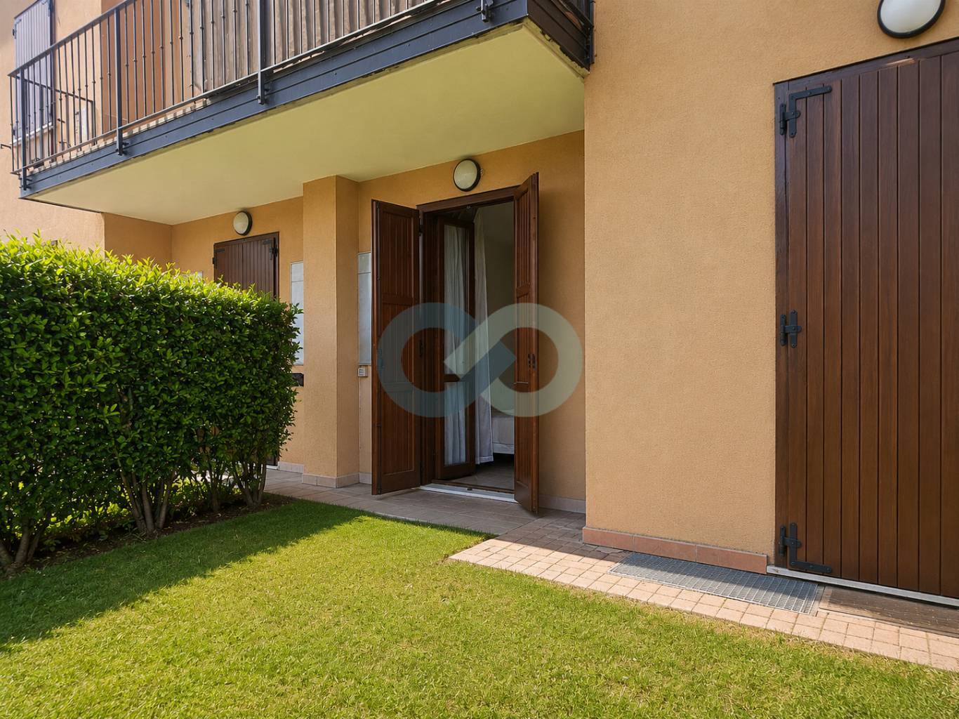 TRILOCALE IN RESIDENCE CON PISCINA 19