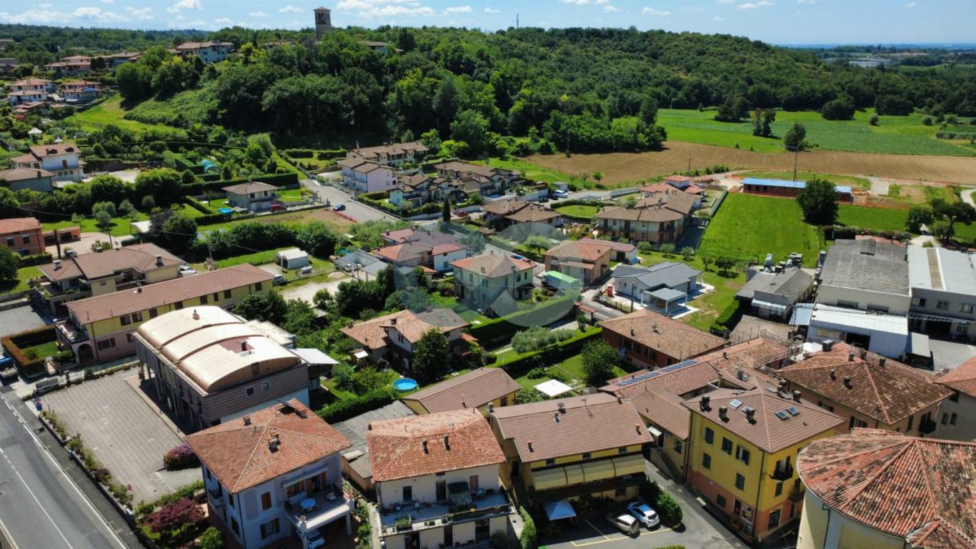Quadrilocale ristrutturato 30