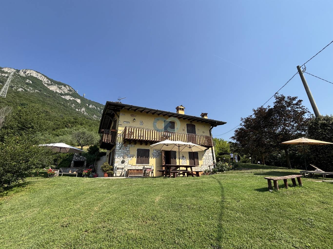 CASALE INDIPENDENTE 2