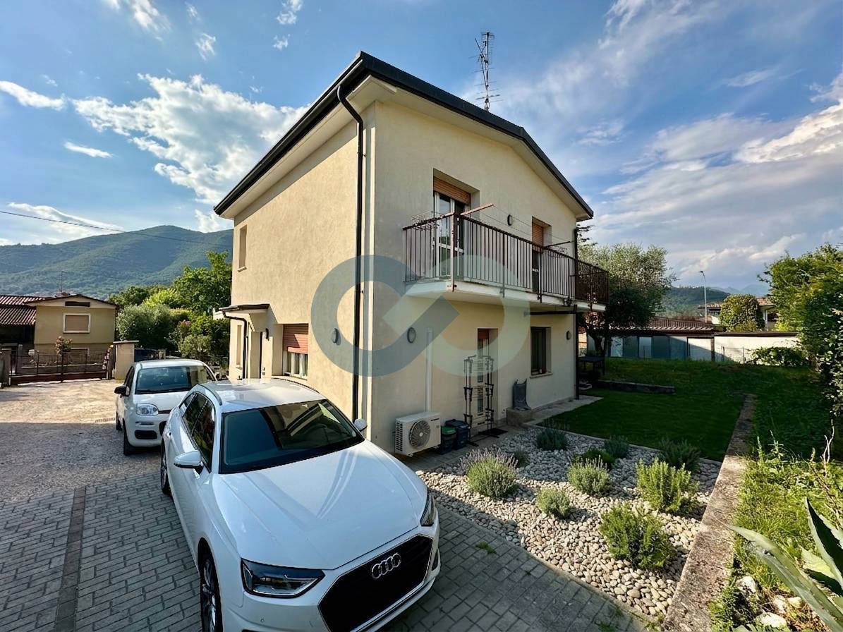 Casa indipendente 2