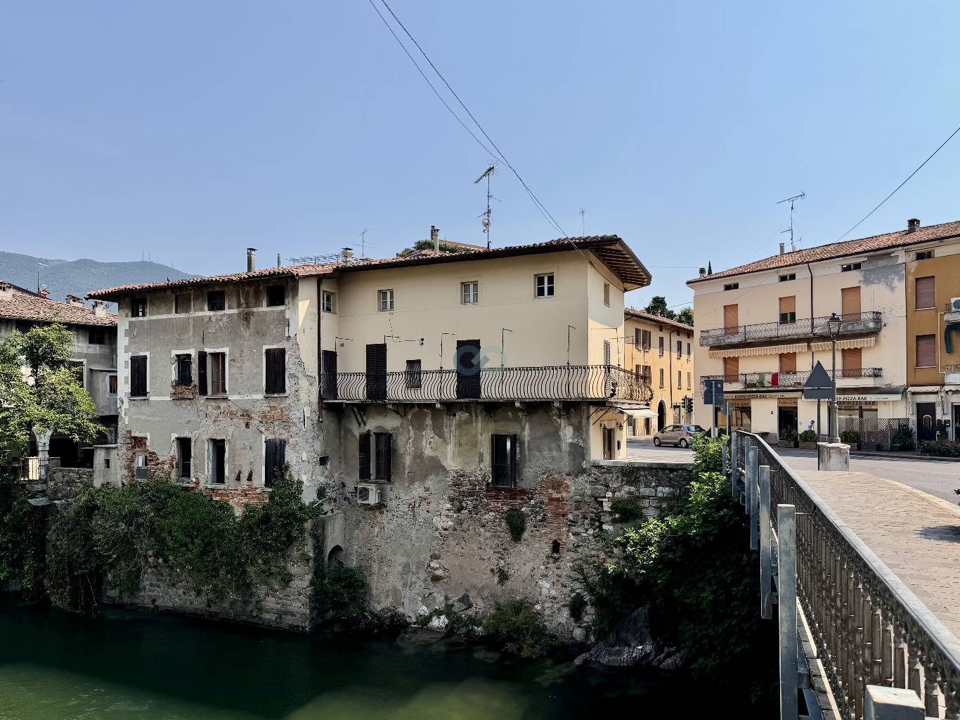 Terratetto indipendente in centro 2