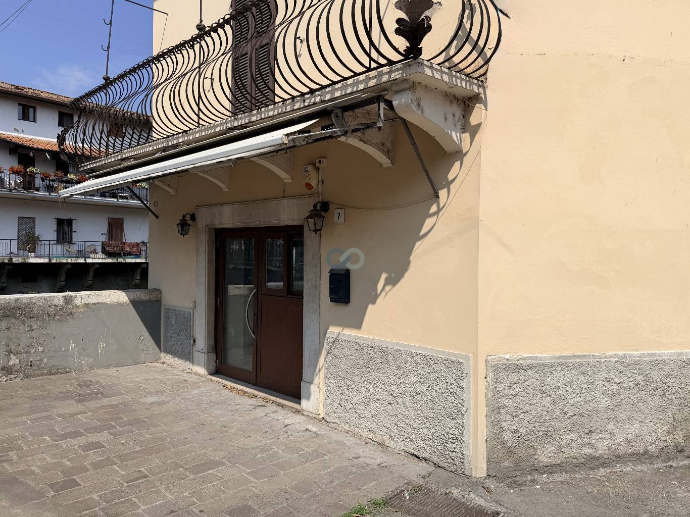 Terratetto indipendente in centro 25